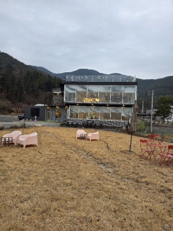 카페에서 차 한잔